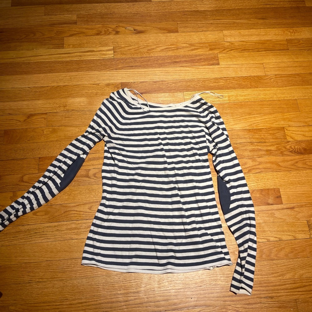 H&M nautical stripped long sleeve with navy blue elbow pads. Size M